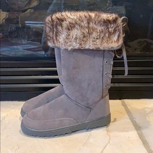 Gray fold top lace up boots